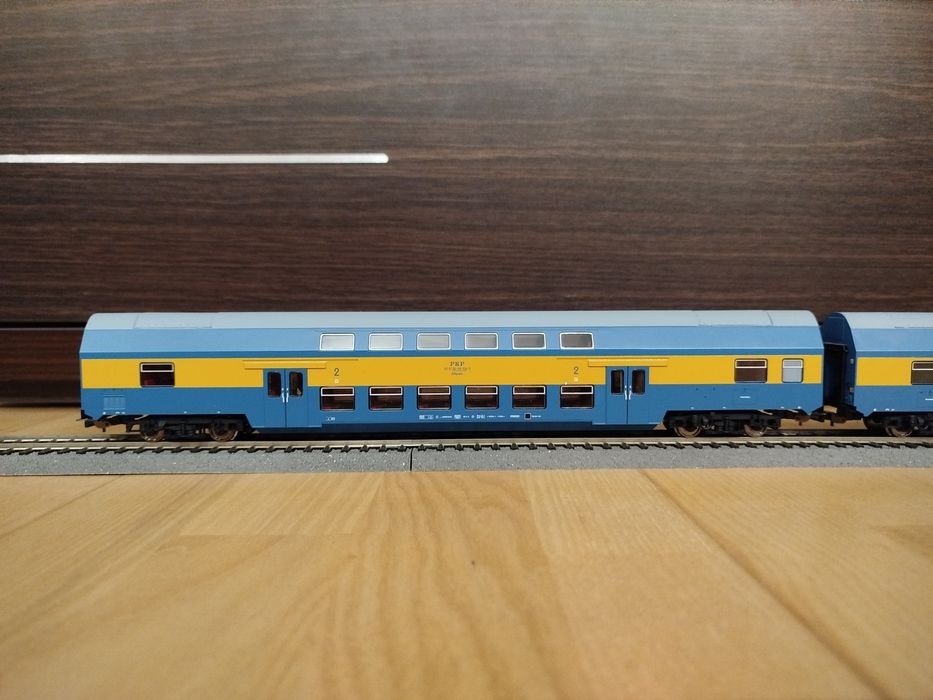 3 wagony piętrowe PKP - PIKO - Bohun - piętrusy - stan perfekcyjny