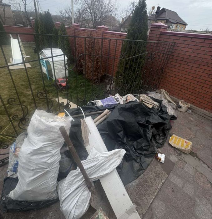 Вывоз строительного мусора и хлама|Услуги грузчиков