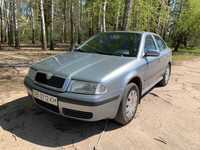 Skoda octavia 1,6л. 2005р. + зимова гума