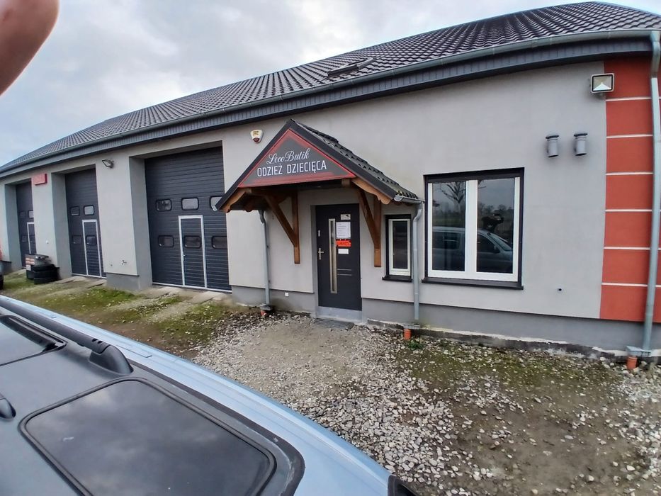 Biuro / siedziba firmy / plac / autokomis