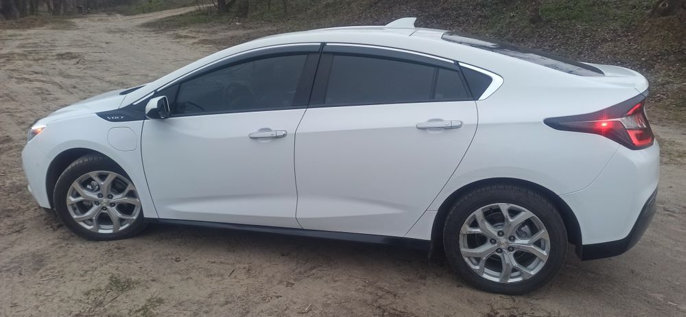 Шевроле вольт 2 Premier 2018