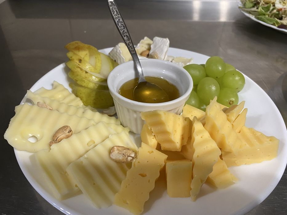 Виїзна кухня(Їжа)(Еда),корпоративи,ювілеї, кейтеринг,поминальні обіди.