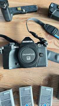 Olympus OM-D E-5 MK II body + battery grip