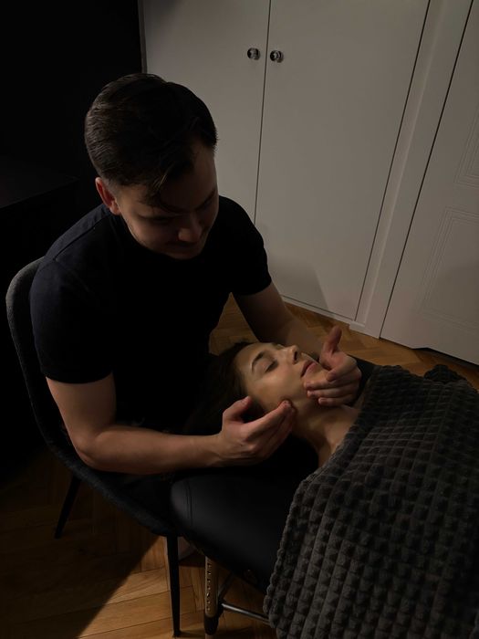 Masaż twarzy Kobido - Skorzystaj z pierwszego masażu w promocji