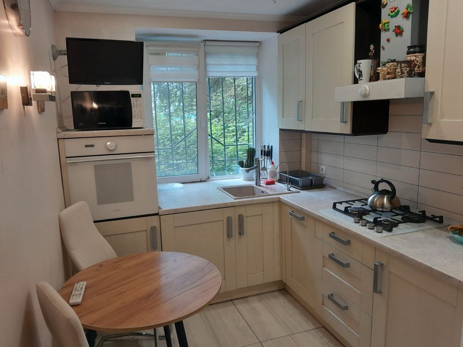 Продам 3 комн.  квартиру на Гагарина