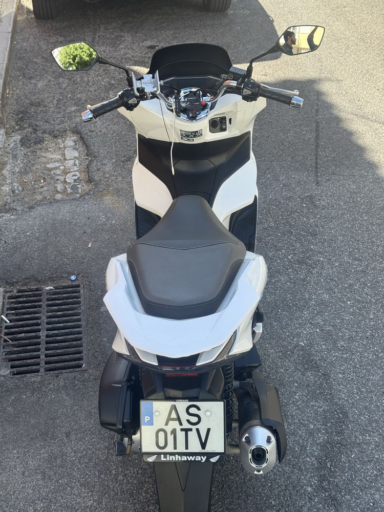 Honda PCX 2022.