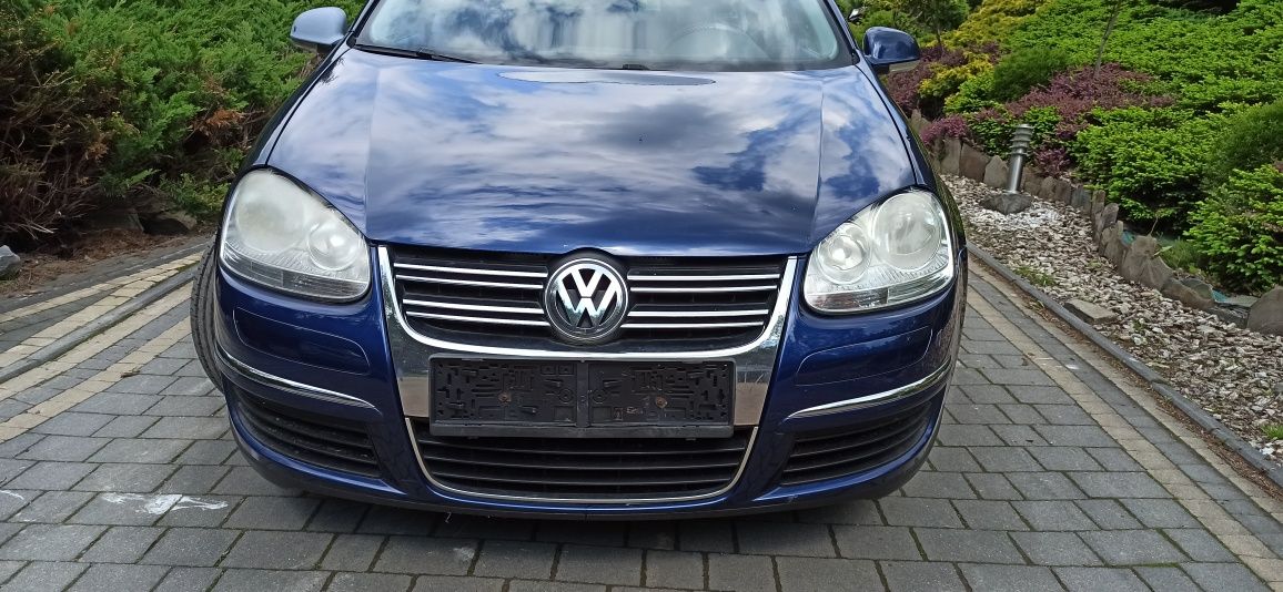 Volkswagen Golf 5 2009 r