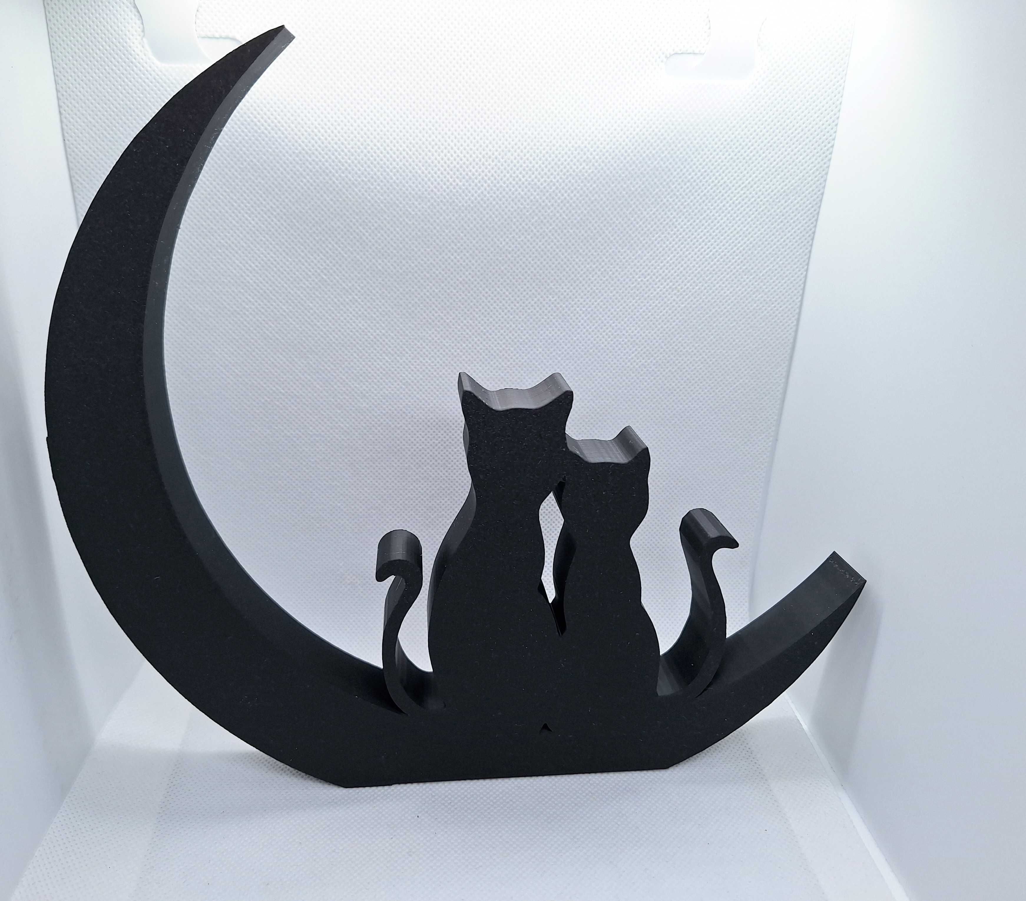 Koty siedzące i półksiężyc, 3D, dekoracja stojąca
