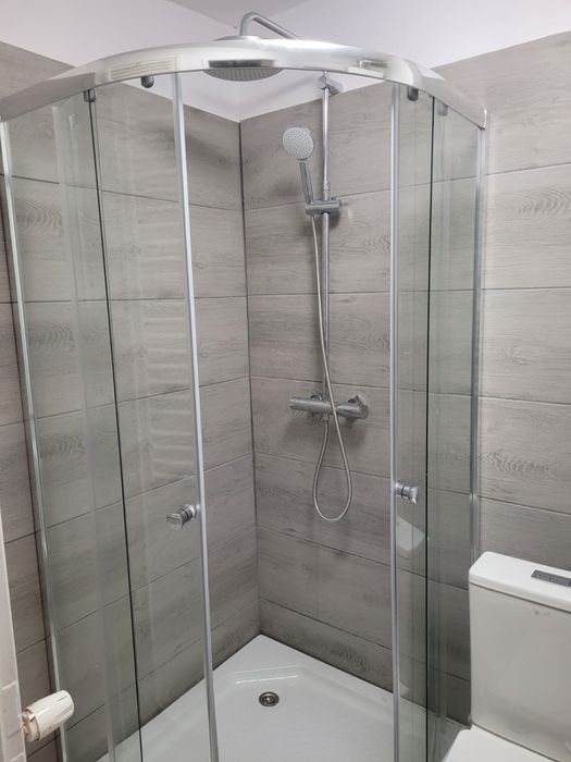 Mieszkanie 2 pokoje w domu jednorodzinnym po remoncie .