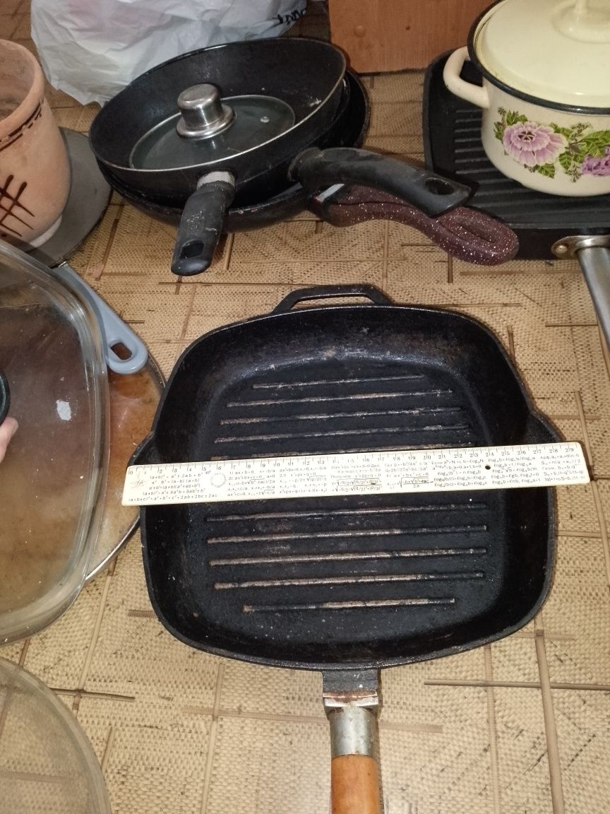 Сковородки и крышки