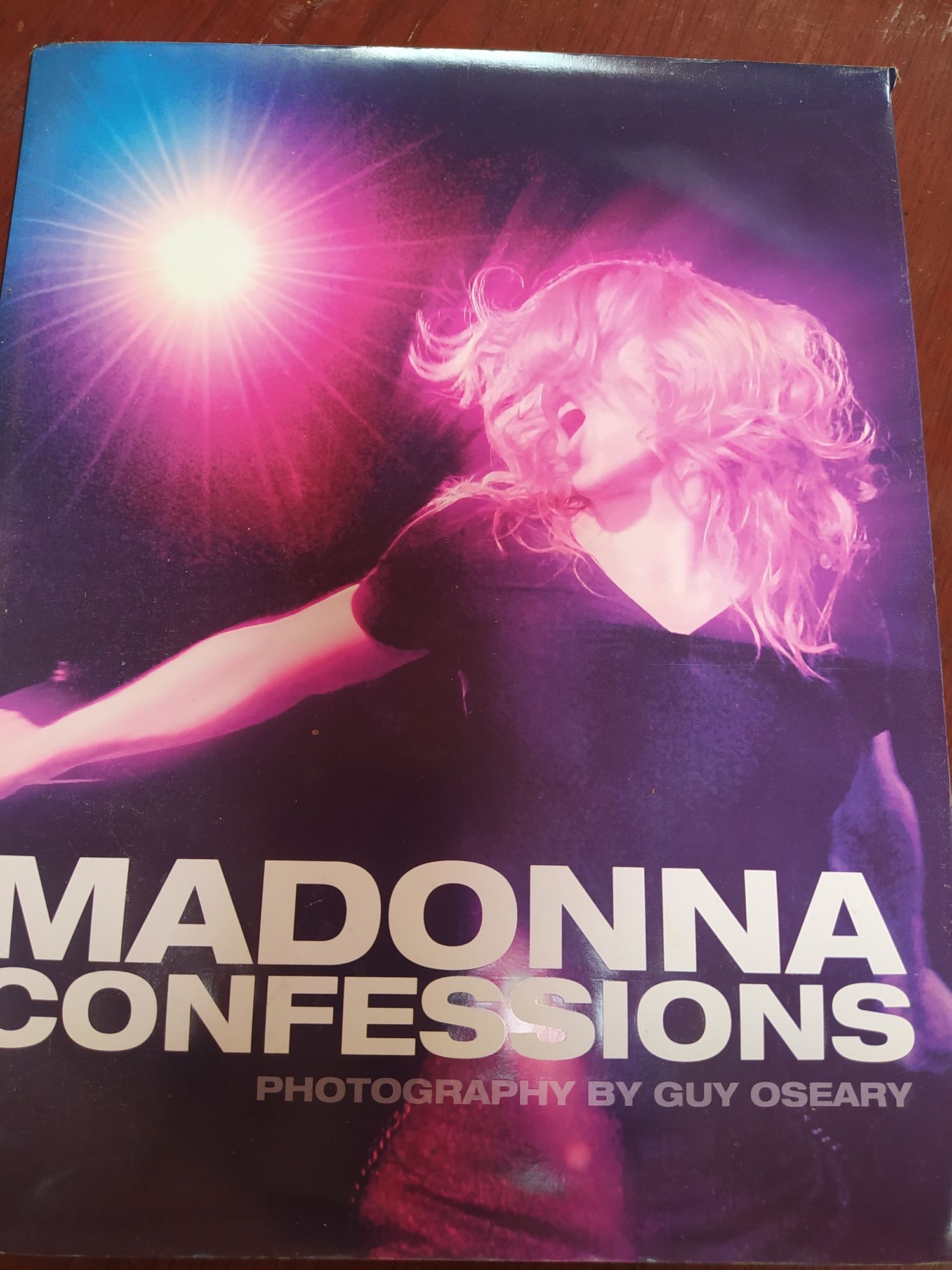 Livro Madonna Confessions by Guy Oseary