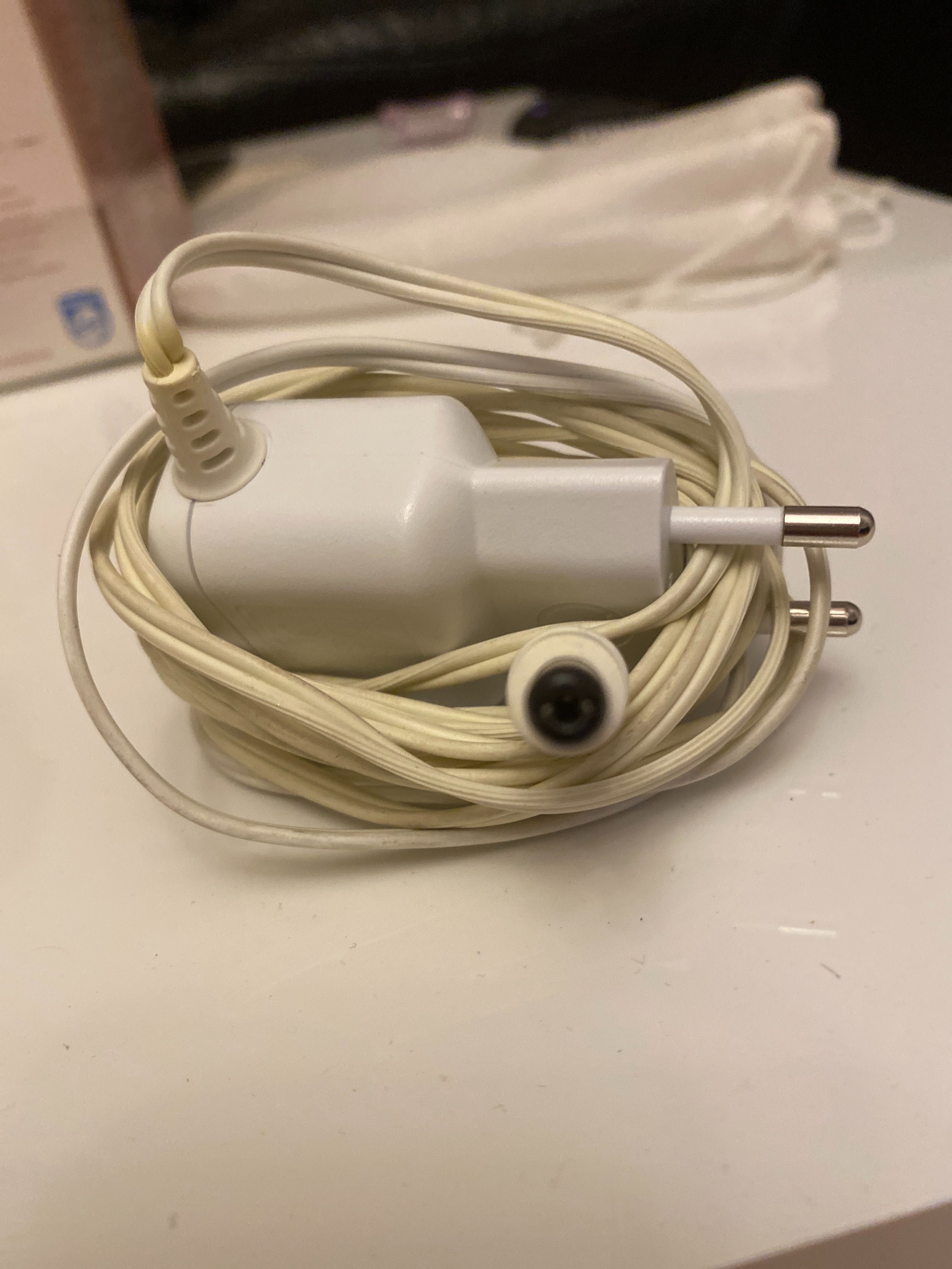 Sprzedam działający depilator Philips Satinelle