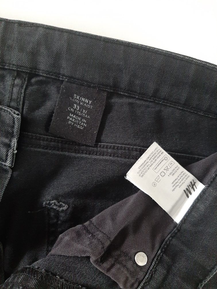 Spodnie dżinsowe H&M z przetarciami