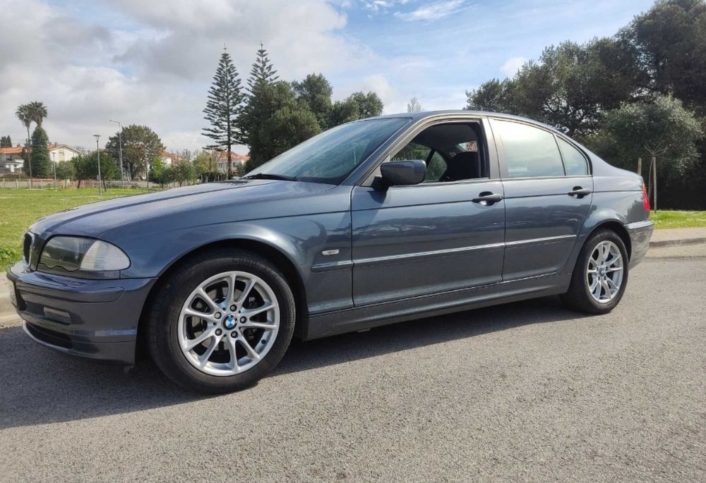 Vendo BMW 320d E46