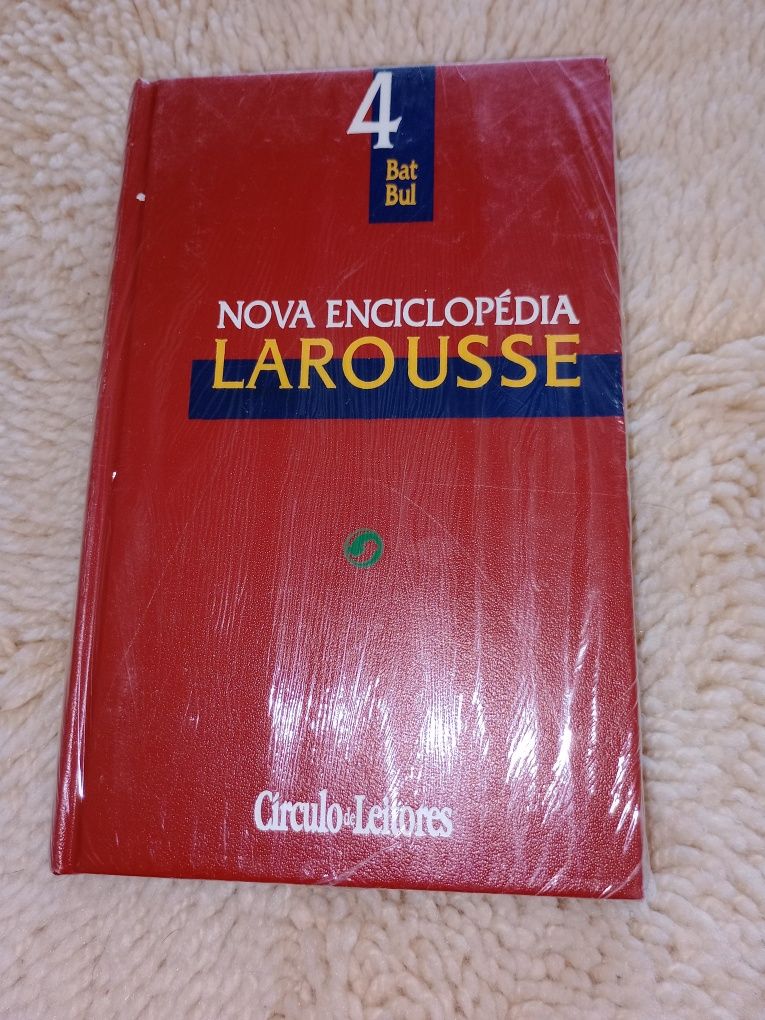 Nova enciclopédia Larousse