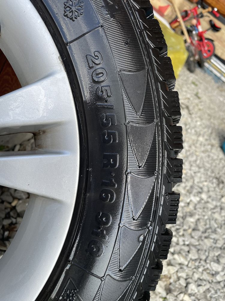 Felgi BMW 16 cali Opony zimowe