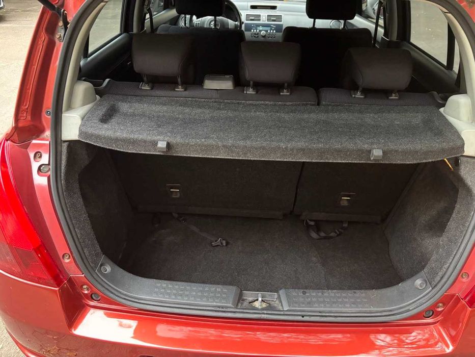 Suzuki Swift 2007 1.5 автомат