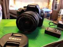 Aparat Cannon 1300D