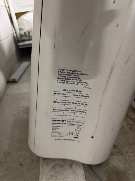 Oczyszczacz powietrza Sharp KC-D60EUW