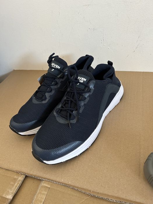 Buty adidasy meskie 45 nowe