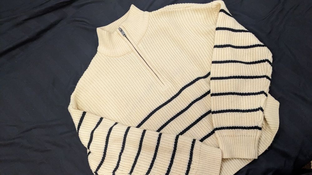 чорні джинси скейтери