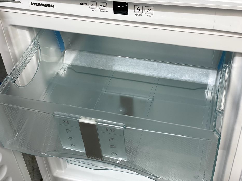 Вбудована Морозильна камера Liebherr IGN 1064 Під стільницю