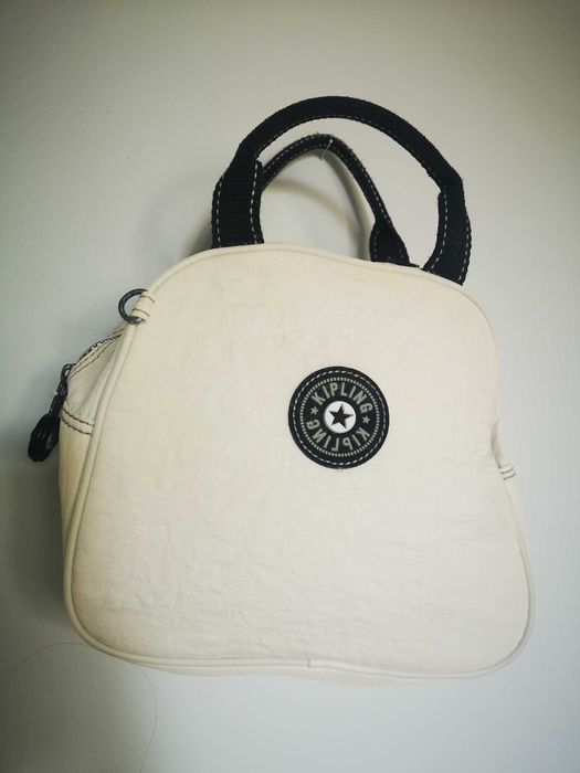 Kipling torebka kremowa