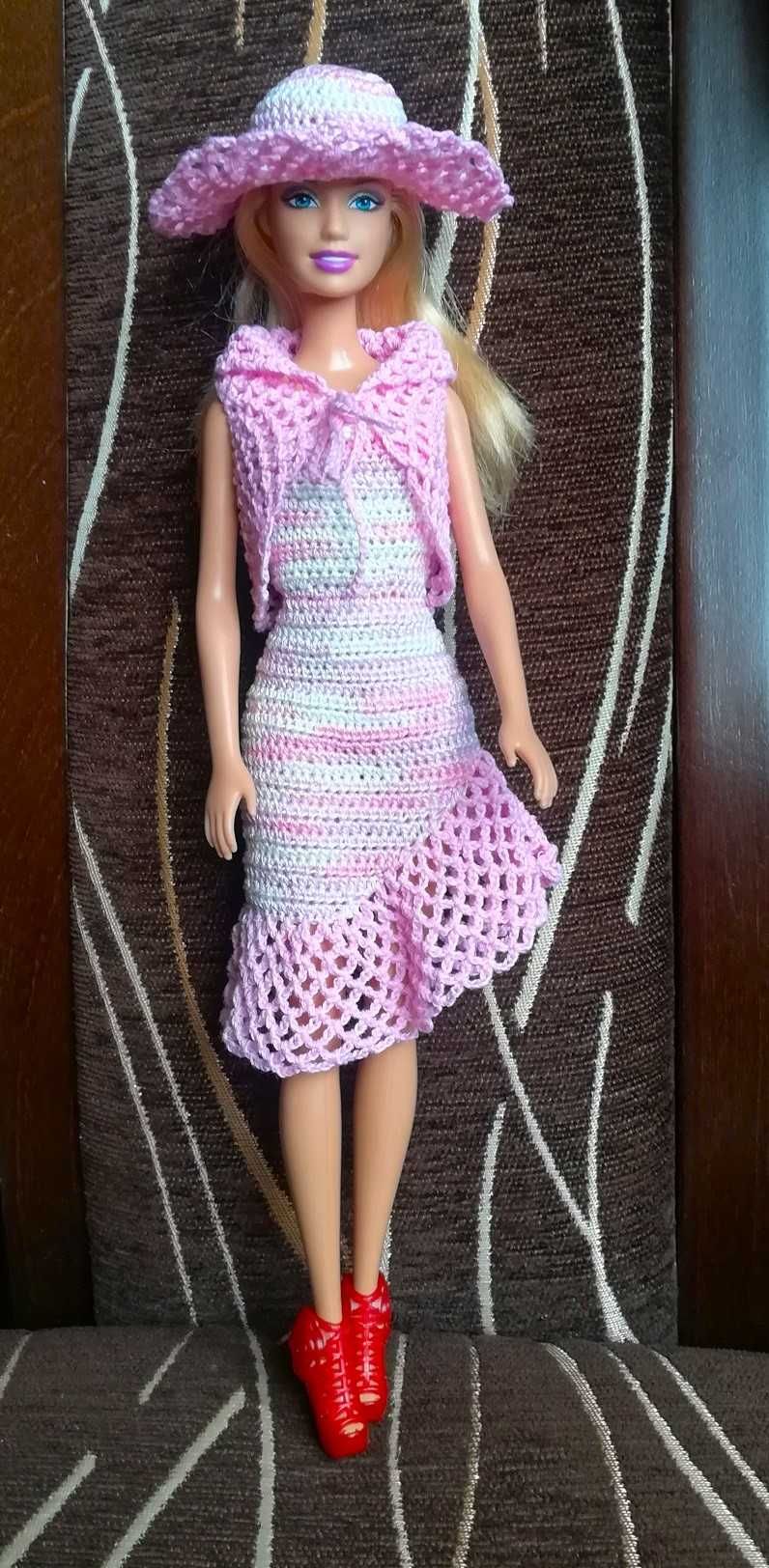 Sukienka, bolerko, kapelusz dla Barbie, ubranko