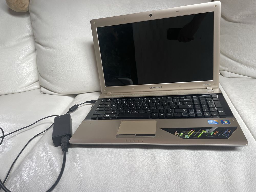 Laptop Samsung RV511