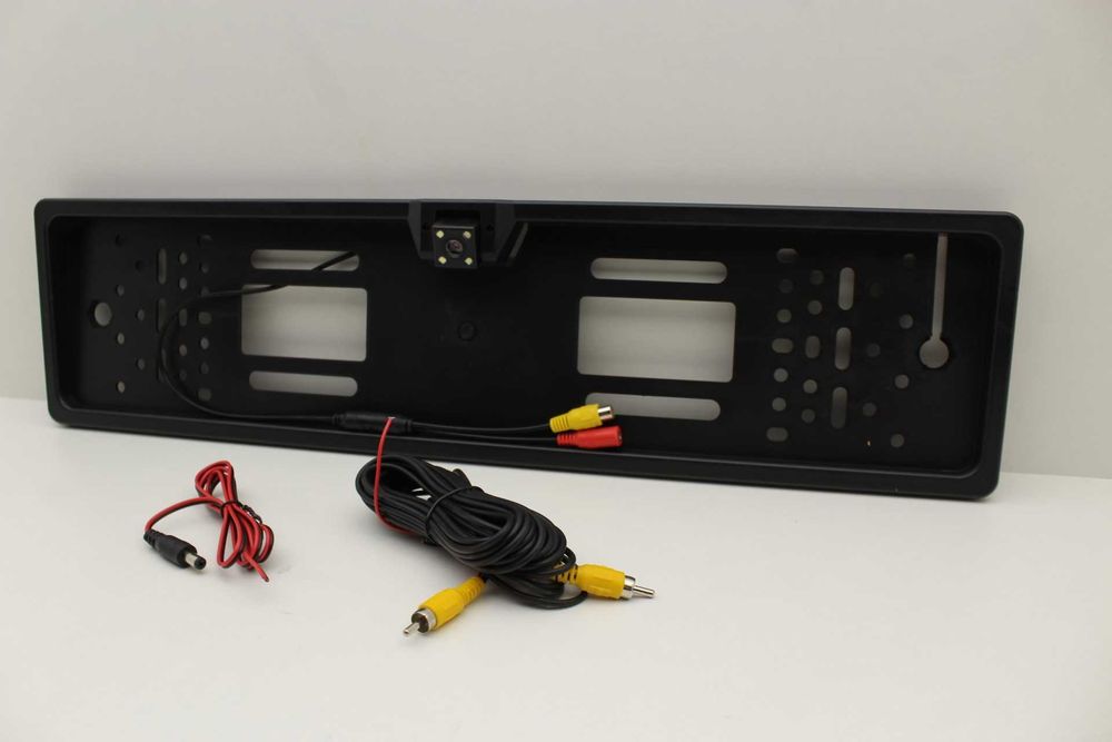 KAMERA COFANIA W RAMCE tablicy rejestracyjnej LED nowa sprawna wapienn