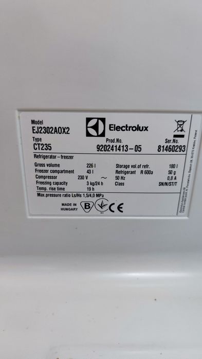 Lodówka Electrolux EJ2302A0X2 używana