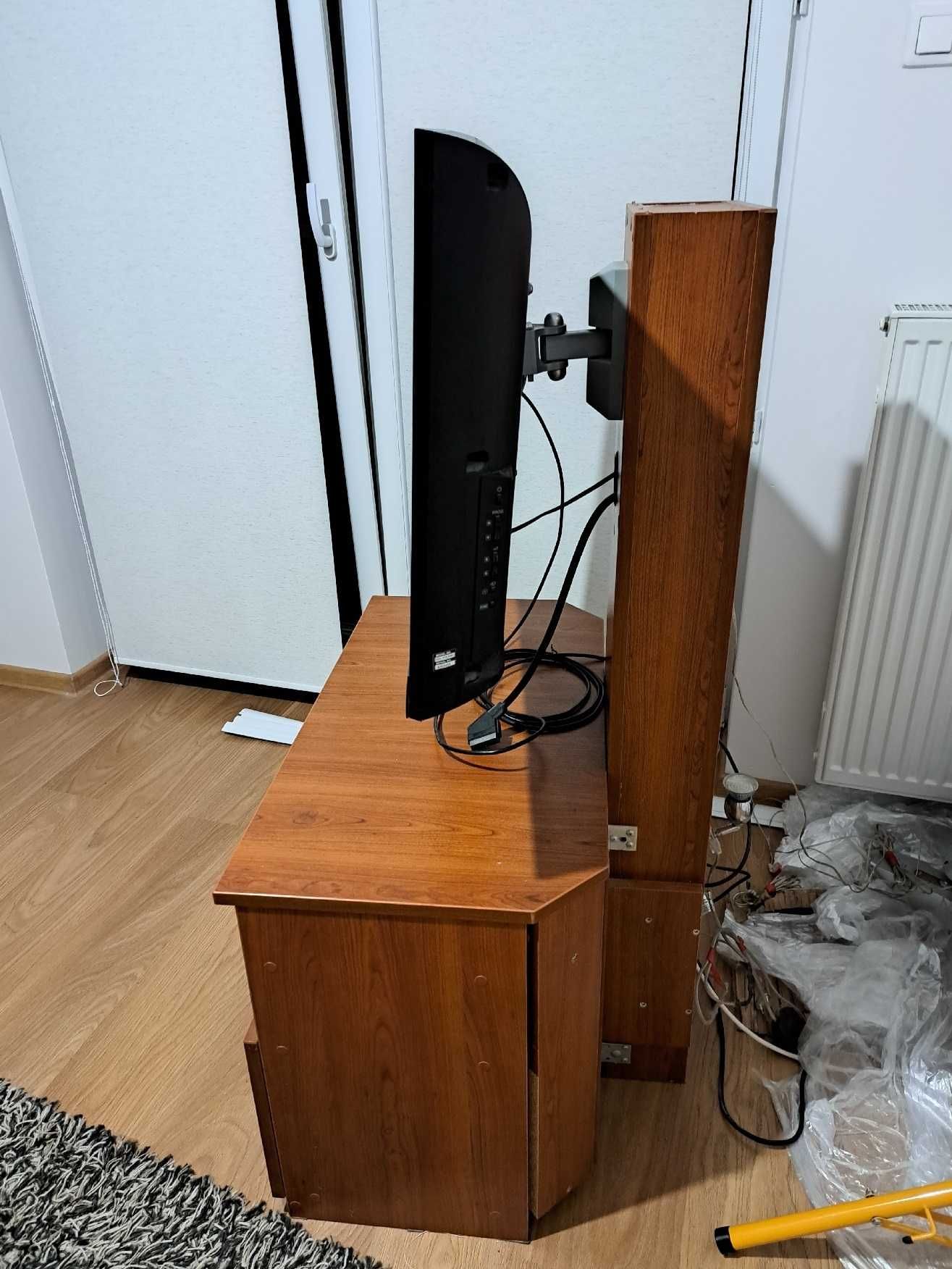 Sprzedam szafkę pod telewizor z telewizorem