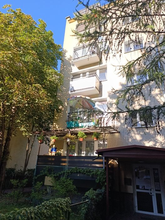 Słoneczne Ładne 2 pokoje, bezpośrednio. Stegny.