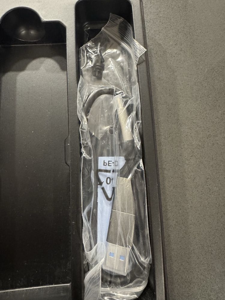 Caixa externa SSD M.2 Nvme Thunderbolt 4 (Orico-AAGM2-U4-SV-BP)