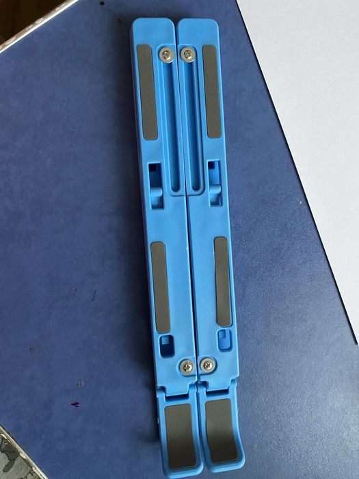 Підставка для ноутбук