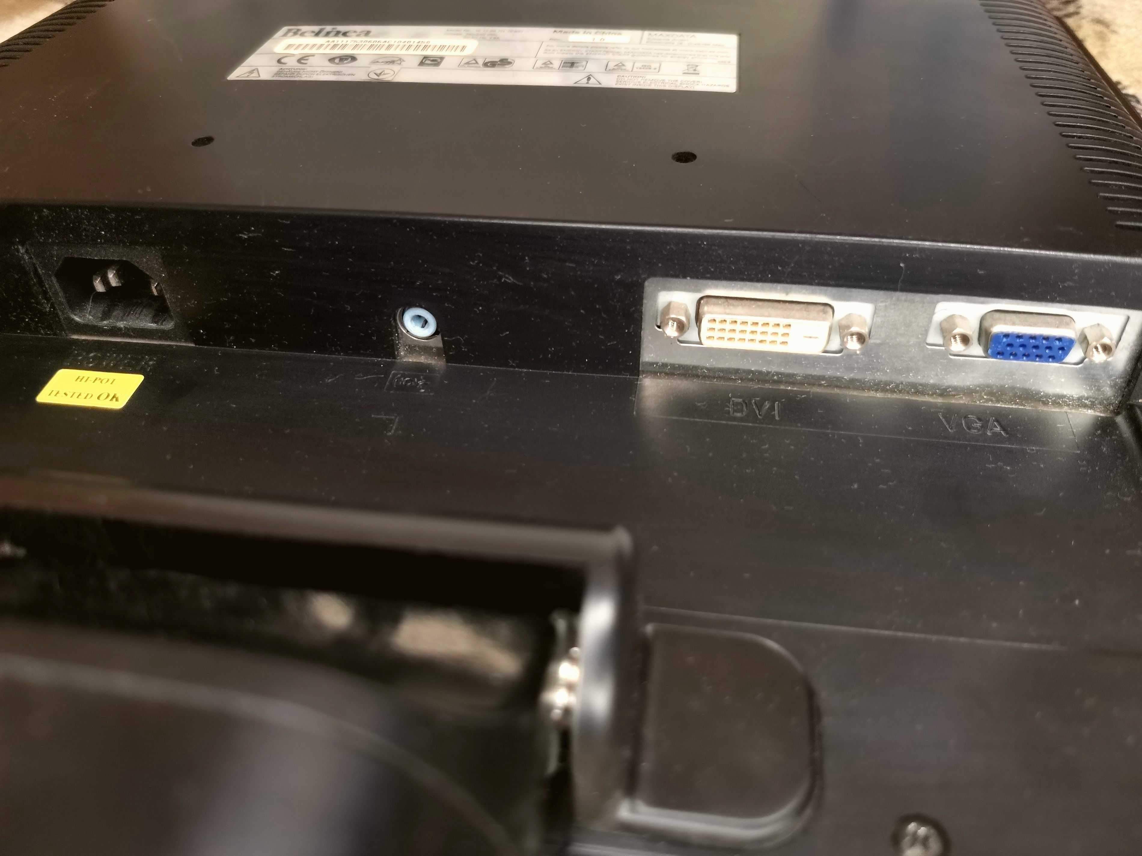 Монитор 17 дюймов Belinea 101728 под восстановление разьемы DVI-VGA