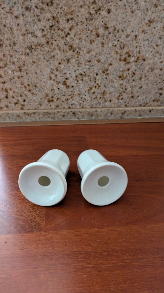 Solniczka i pieprzniczka porcelany