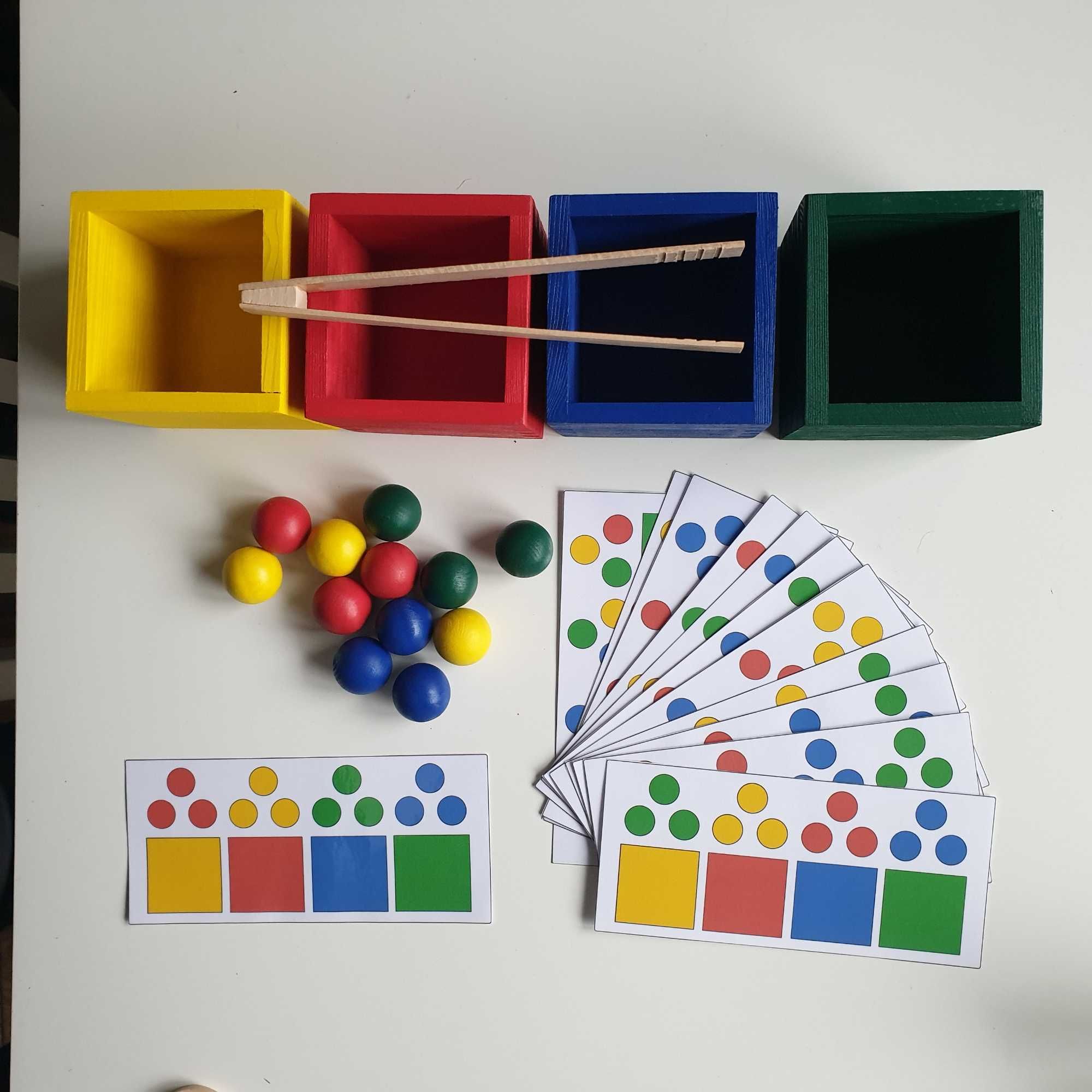 układanka lewopółkulowa Montessori kubek i kulka - sorter kolorów 4szt