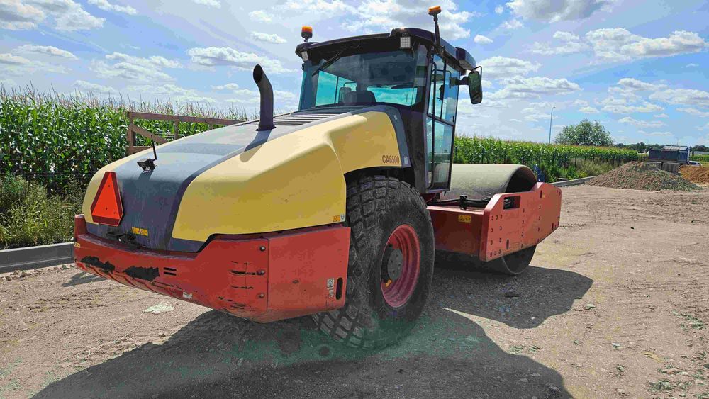 Walec drogowy wibracyjny Dynapac CA6500, HAMM