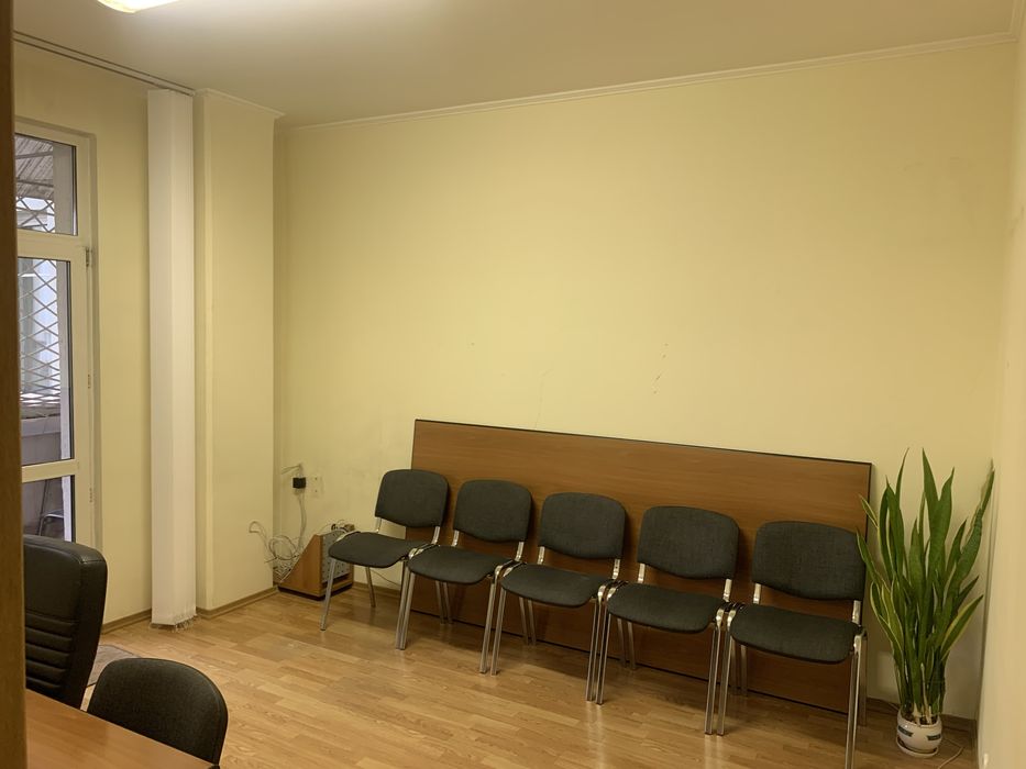 Аренда офиса (141м2) ул. Якира (Деревлянская), Юрия Ильенко