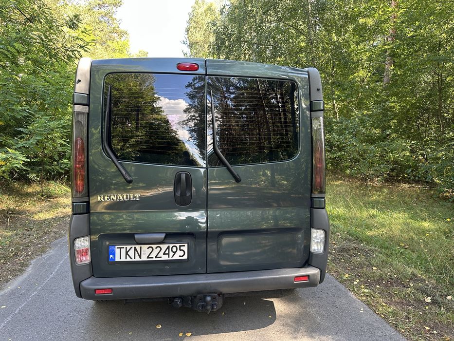 Renault Trafic 2005 rok 1.9 dci 80 5 osobowy Klimatyzacja Zadbany