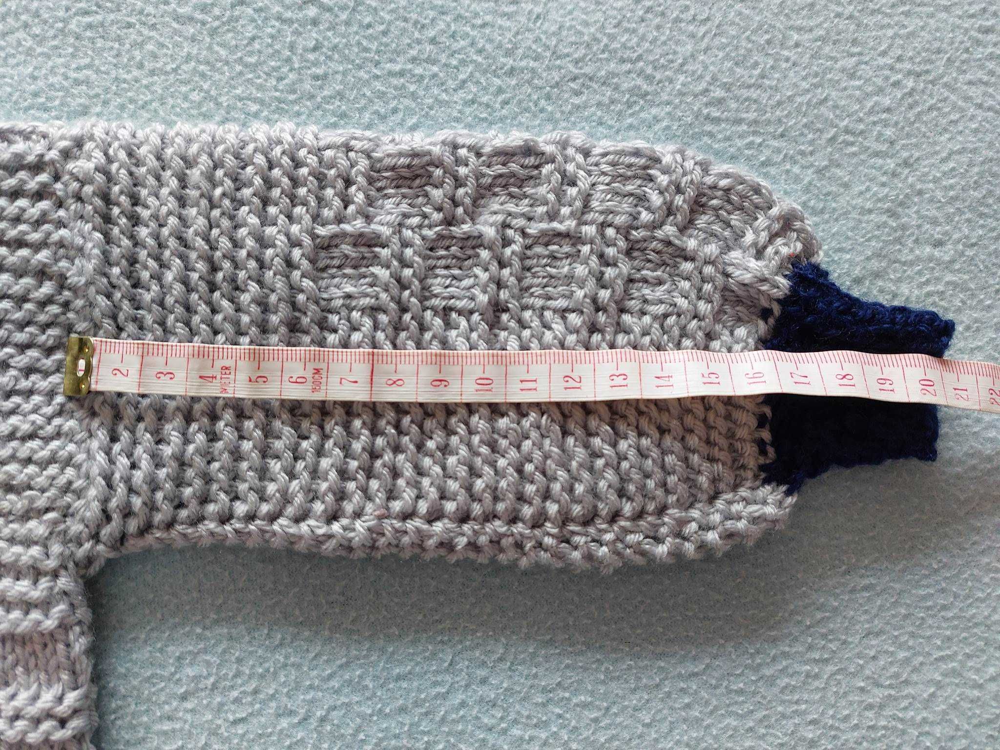 Komplet chłopięcy (sweterek, czapka, butki) -  rozmiar 62