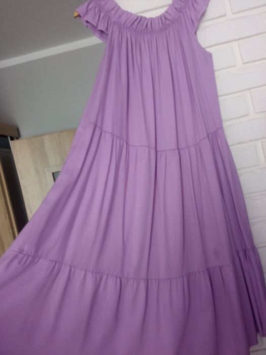 Piękna liliowa sukienka roz uni butik