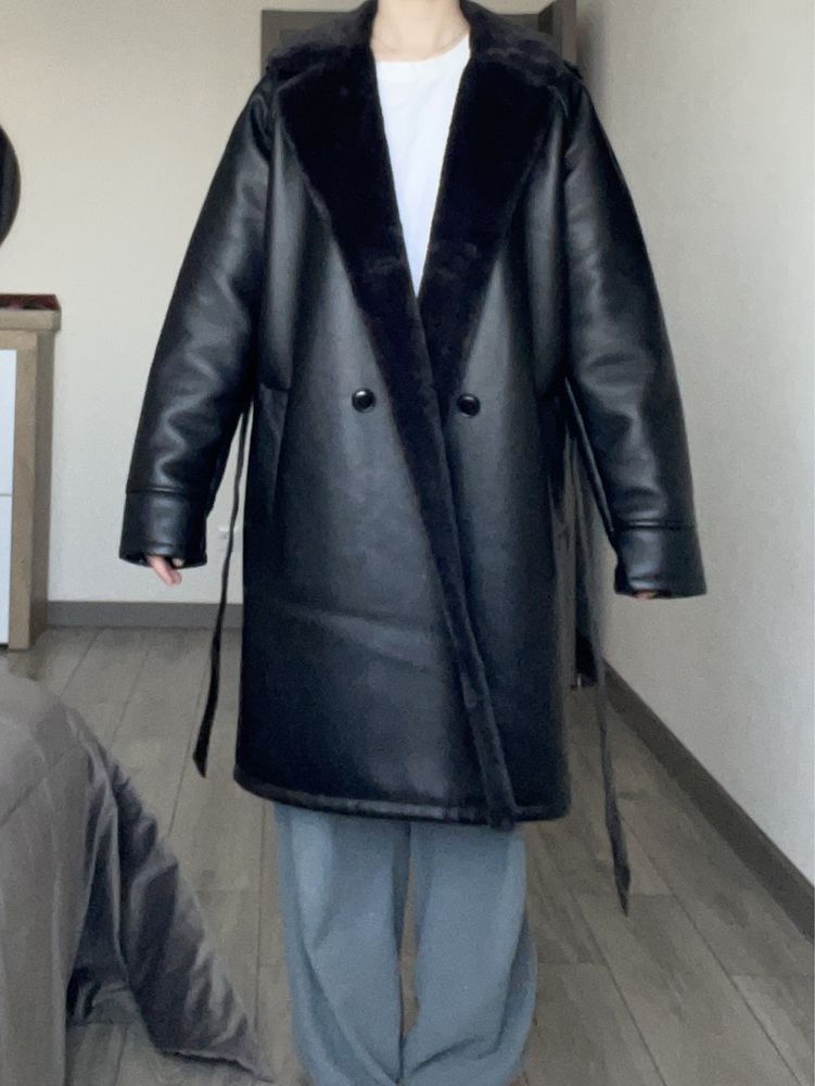 Кожаное пальто Mohito 38 р