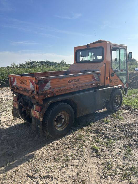 Ladog,samochód komunalny,idealna baza pod platforme sadownicza