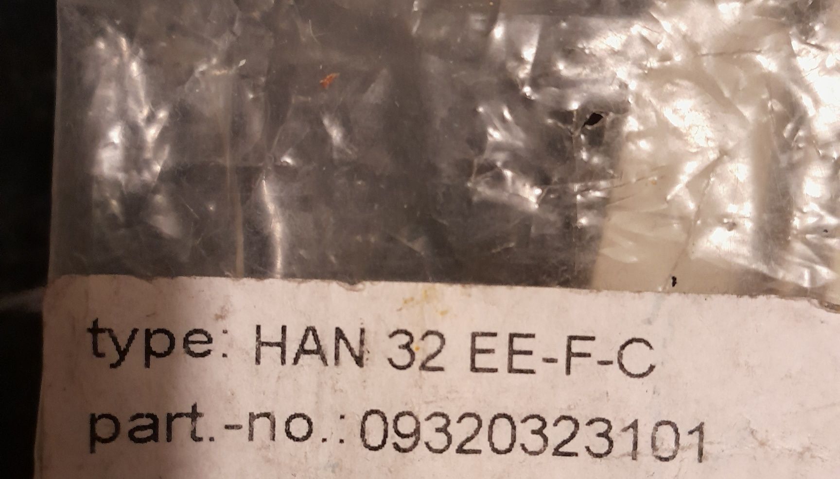 Złącze przemysłowe Harting HAN 32 EE-F-C