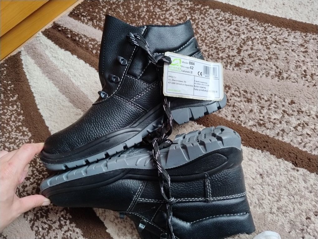 Buty robocze męskie 42 nowe