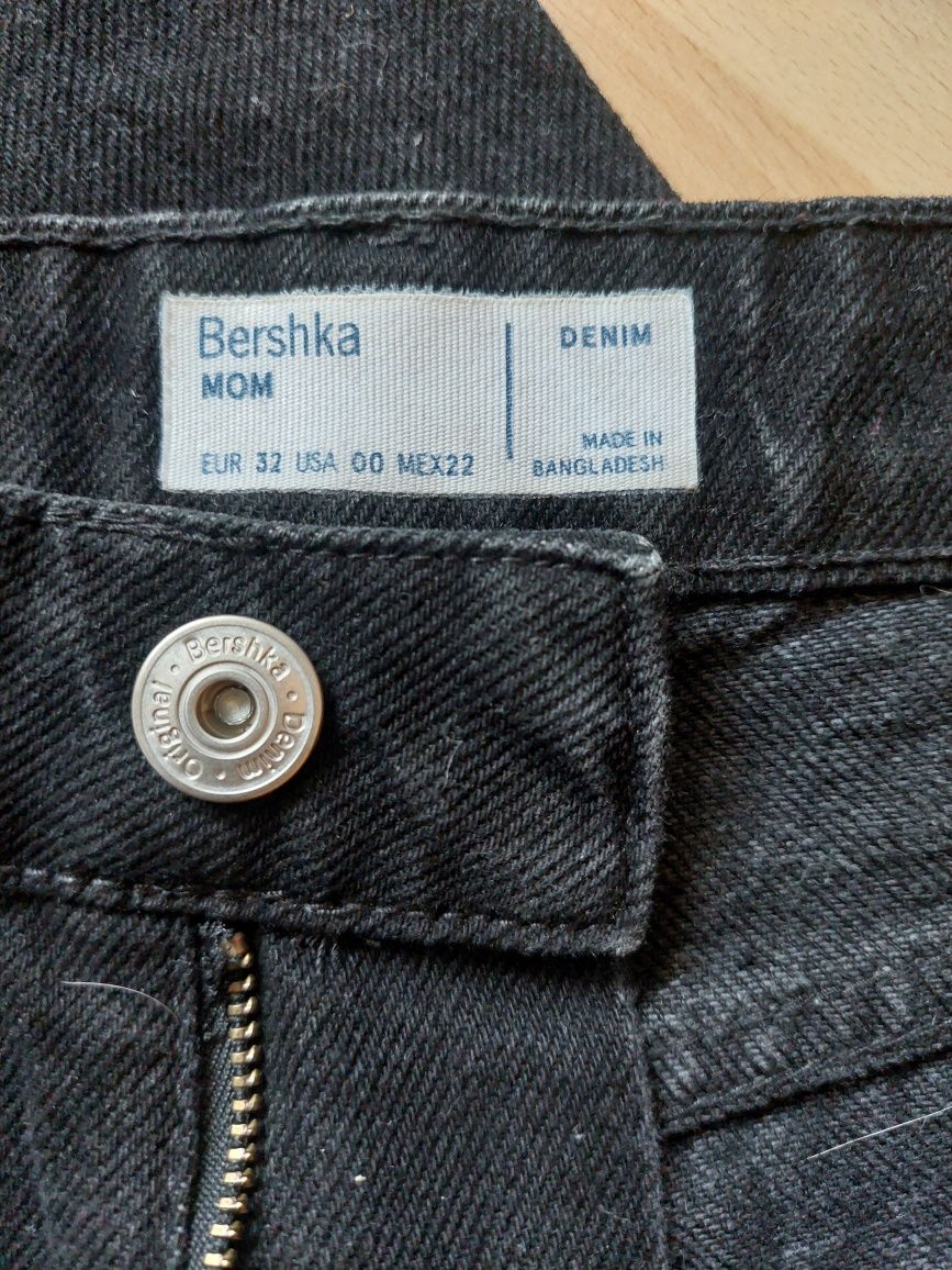 Spodnie jeansy Bershka 32