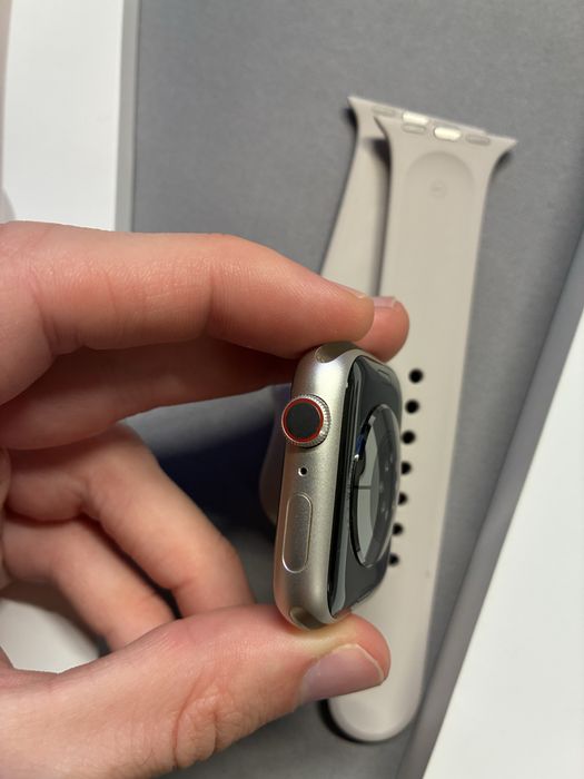 Apple Watch 9 - 45mm Celular