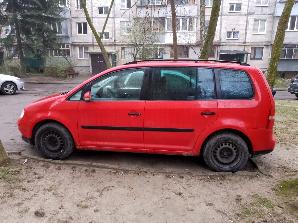 Volkswagen Touran 2003